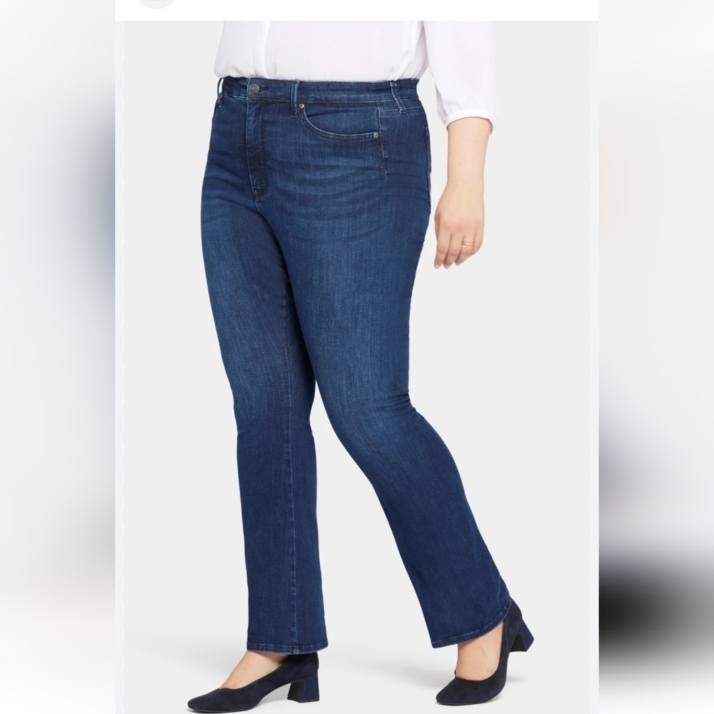 NYDJ sz 12 slim bootcut jeans WJ175